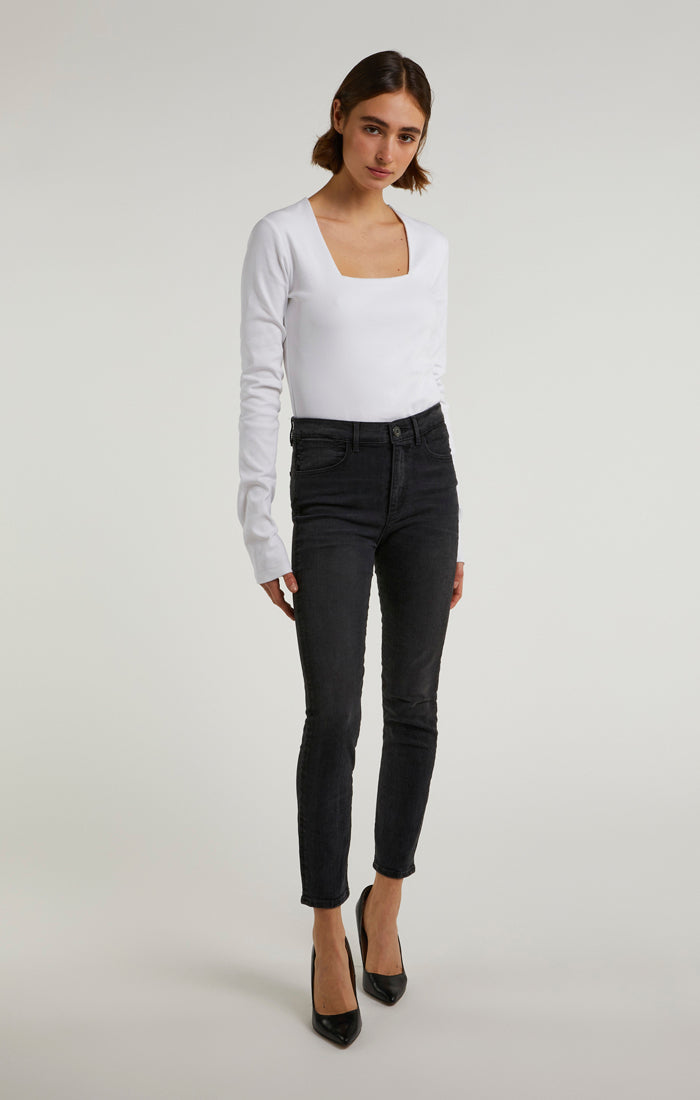 3x1 channel seam jeans store