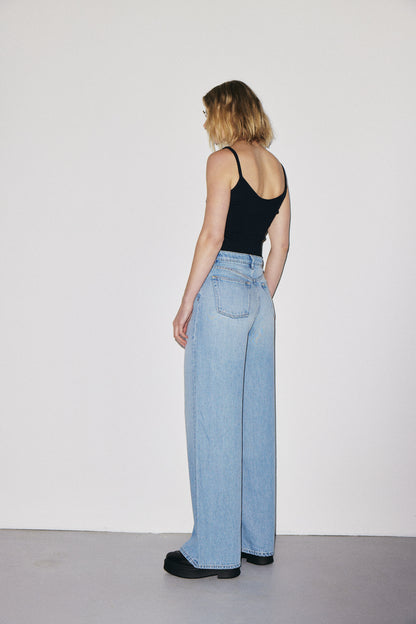 FLIP JEAN | HERA