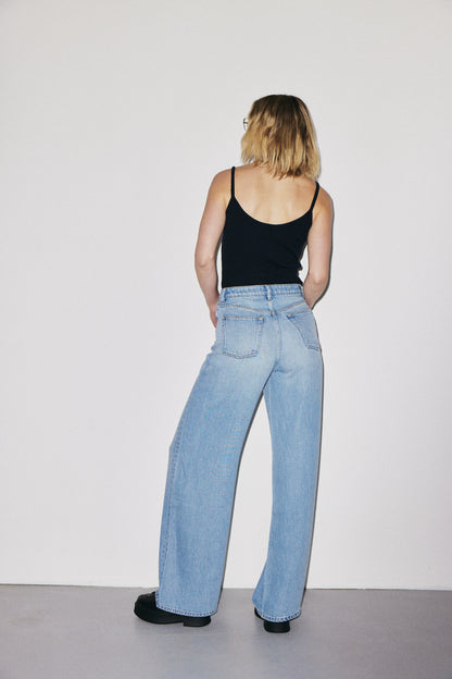 FLIP JEAN | HERA