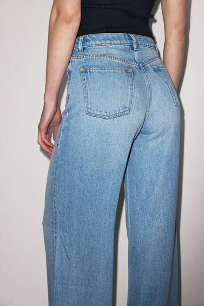 FLIP JEAN | HERA
