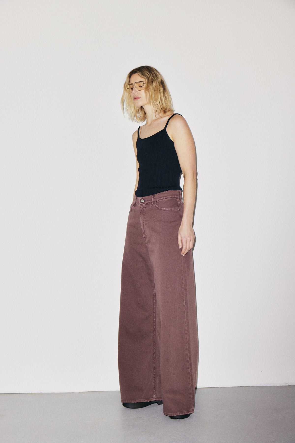 Boyish 3x1 NYC high-rise wide-leg jeans with five-pocket design, cocoa powder wash — photo 2
