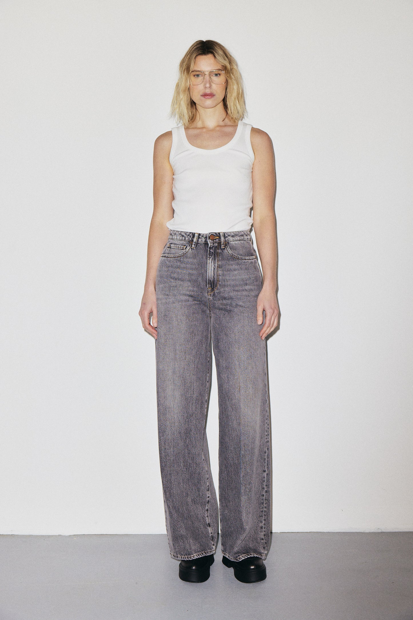 Flip Jean 3x1 NYC high-rise palazzo jeans in 10oz lightweight Italian denim, stone wash — photo 2