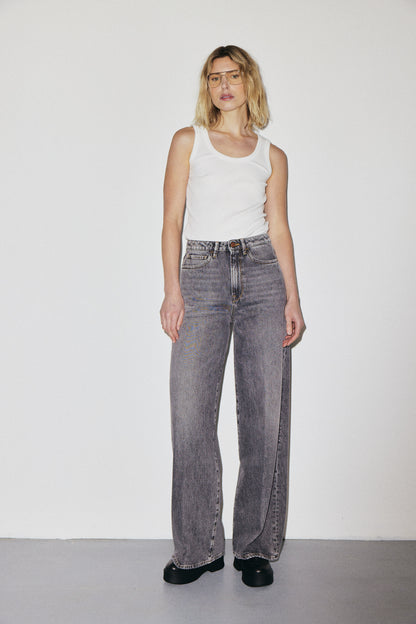 Flip Jean 3x1 NYC high-rise palazzo jeans in 10oz lightweight Italian denim, stone wash — photo 3