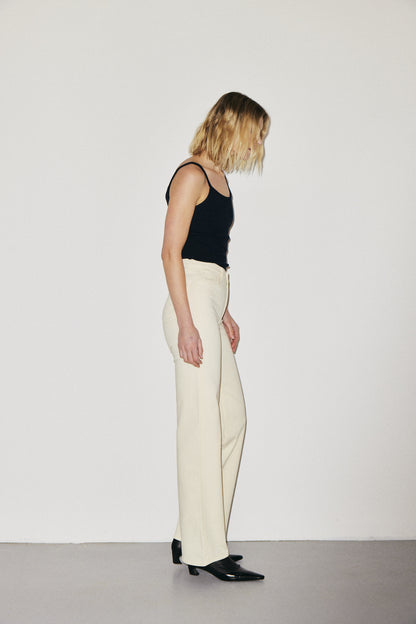 KATE | WAX PAPER