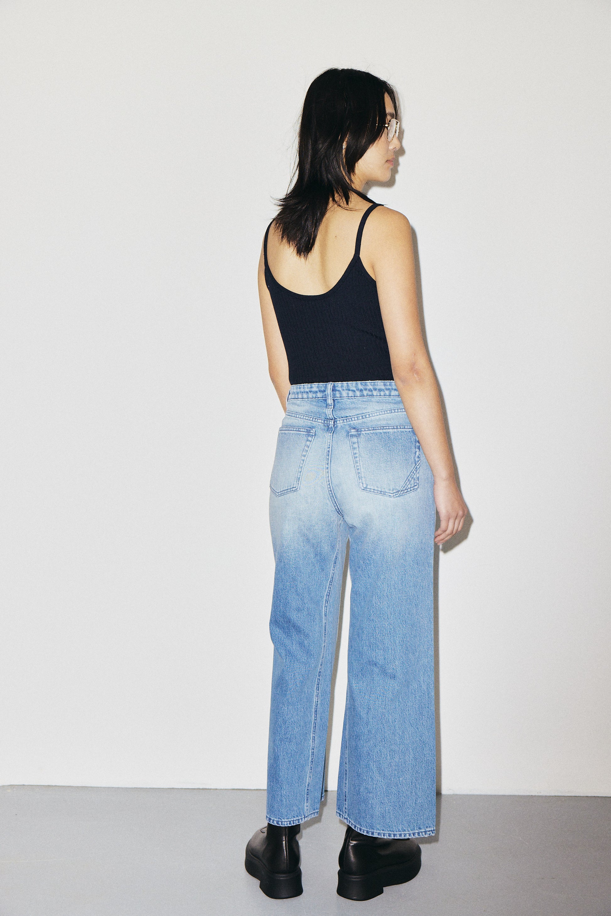 Aime 3x1 NYC high-rise cropped wide-leg jeans in Italian comfort denim, Venere wash — photo 5