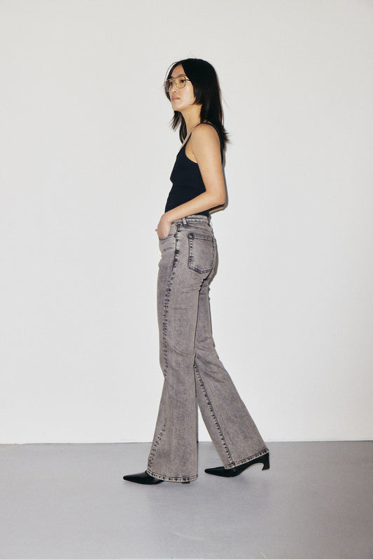 ALEXIA | WARM GREY