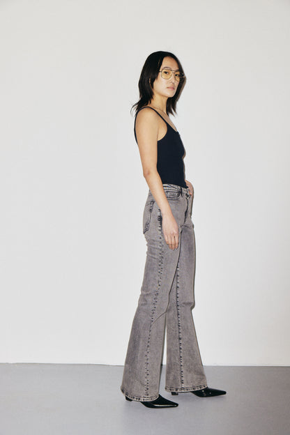 ALEXIA | WARM GREY