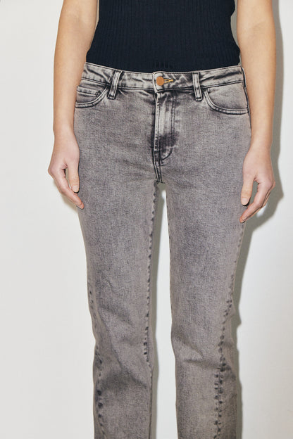 ALEXIA | WARM GREY