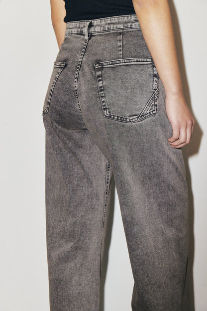 Hellen 3x1 NYC high-rise cropped jeans with raw hem, warm grey wash — photo 7