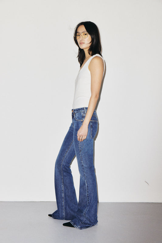 Joplin 3x1 NYC mid-rise flare jeans in cotton-Tencel blend, Martin blue wash — photo 2
