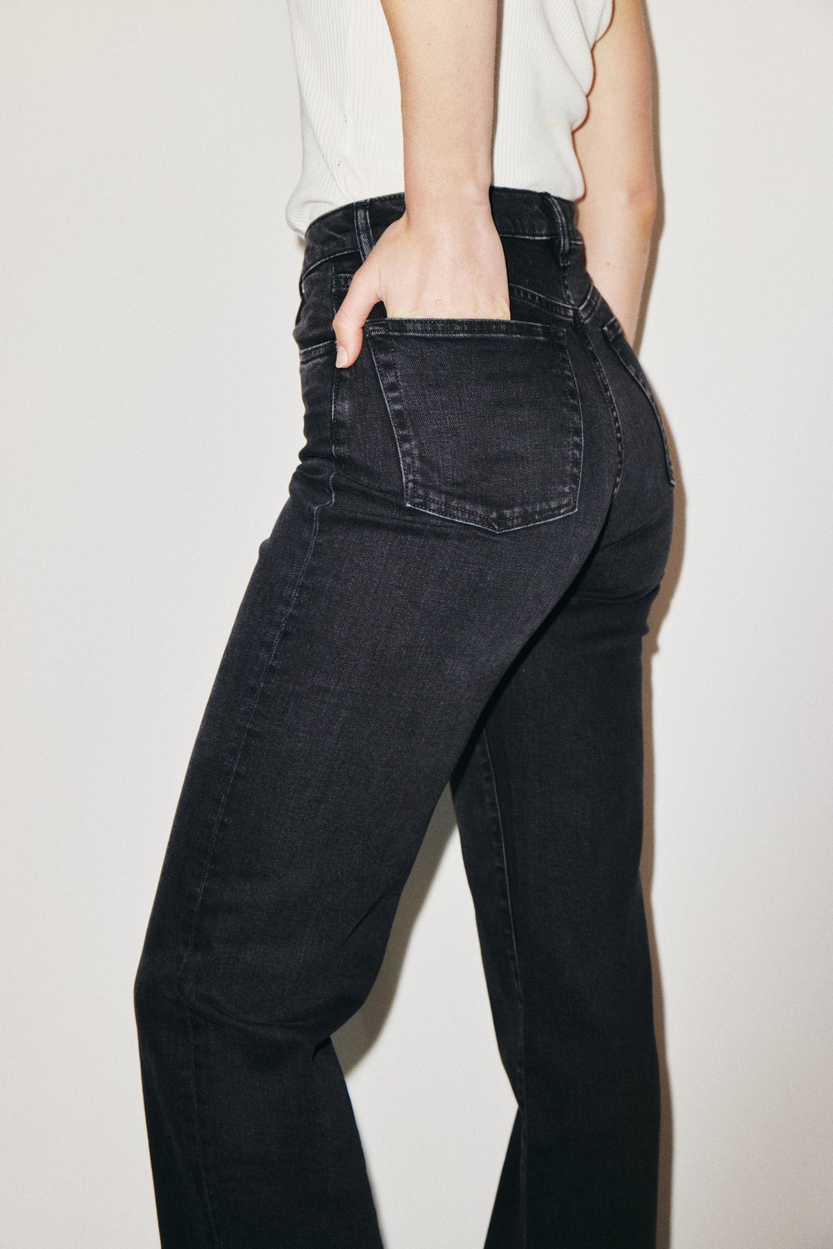 Kate 3x1 NYC high-rise straight-leg jeans, vintage black wash — photo 6