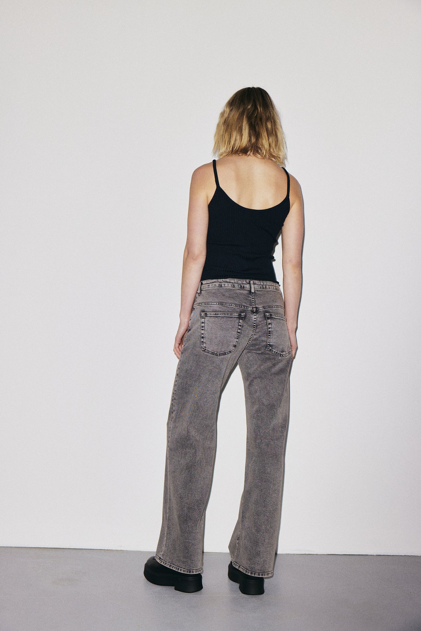 CHARLIE | WARM GREY