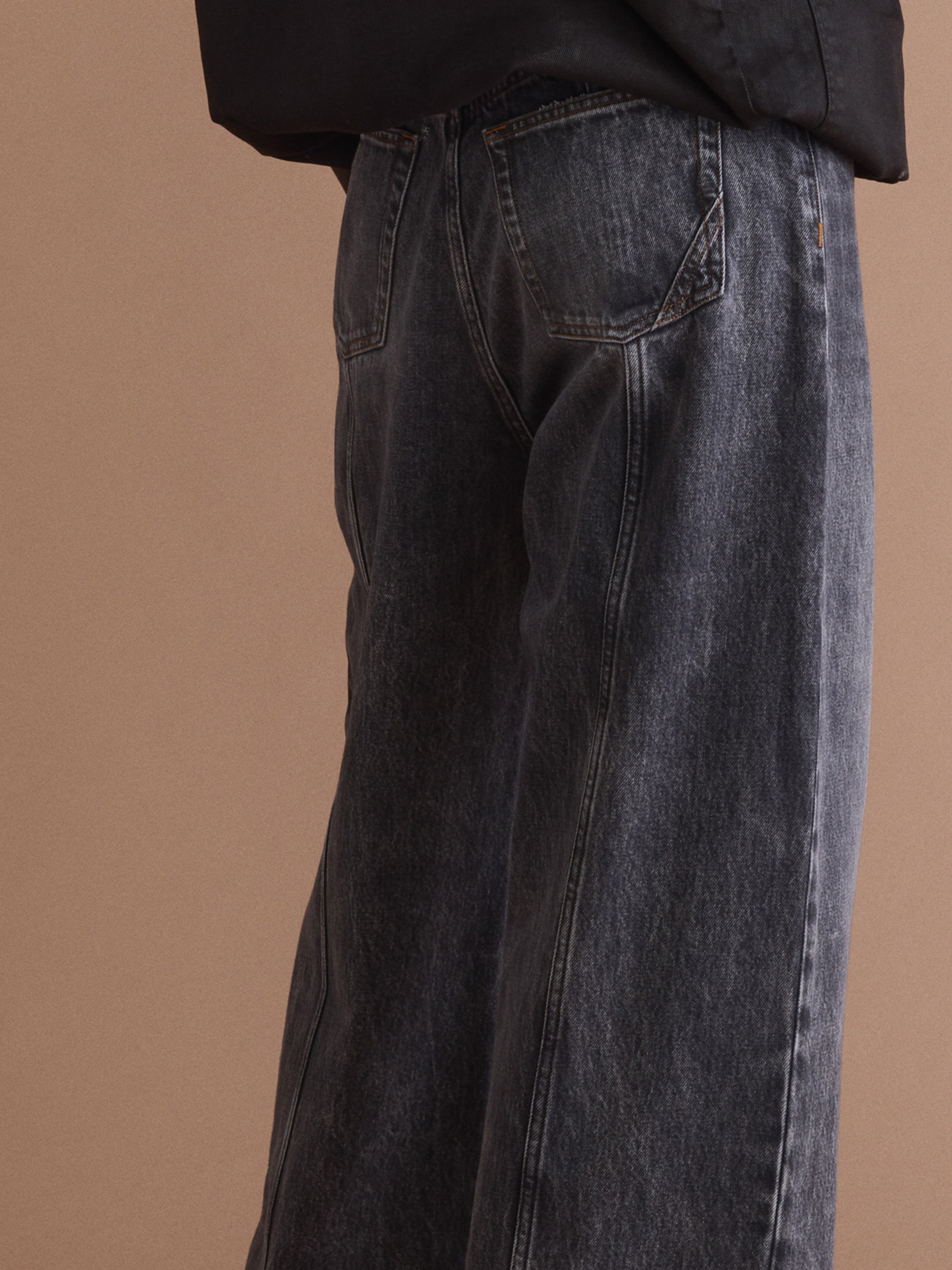 【in a row】Three Button Wide Denim in a row】Three Button Wide Denim (IN A ROW/デニム・ジーパン