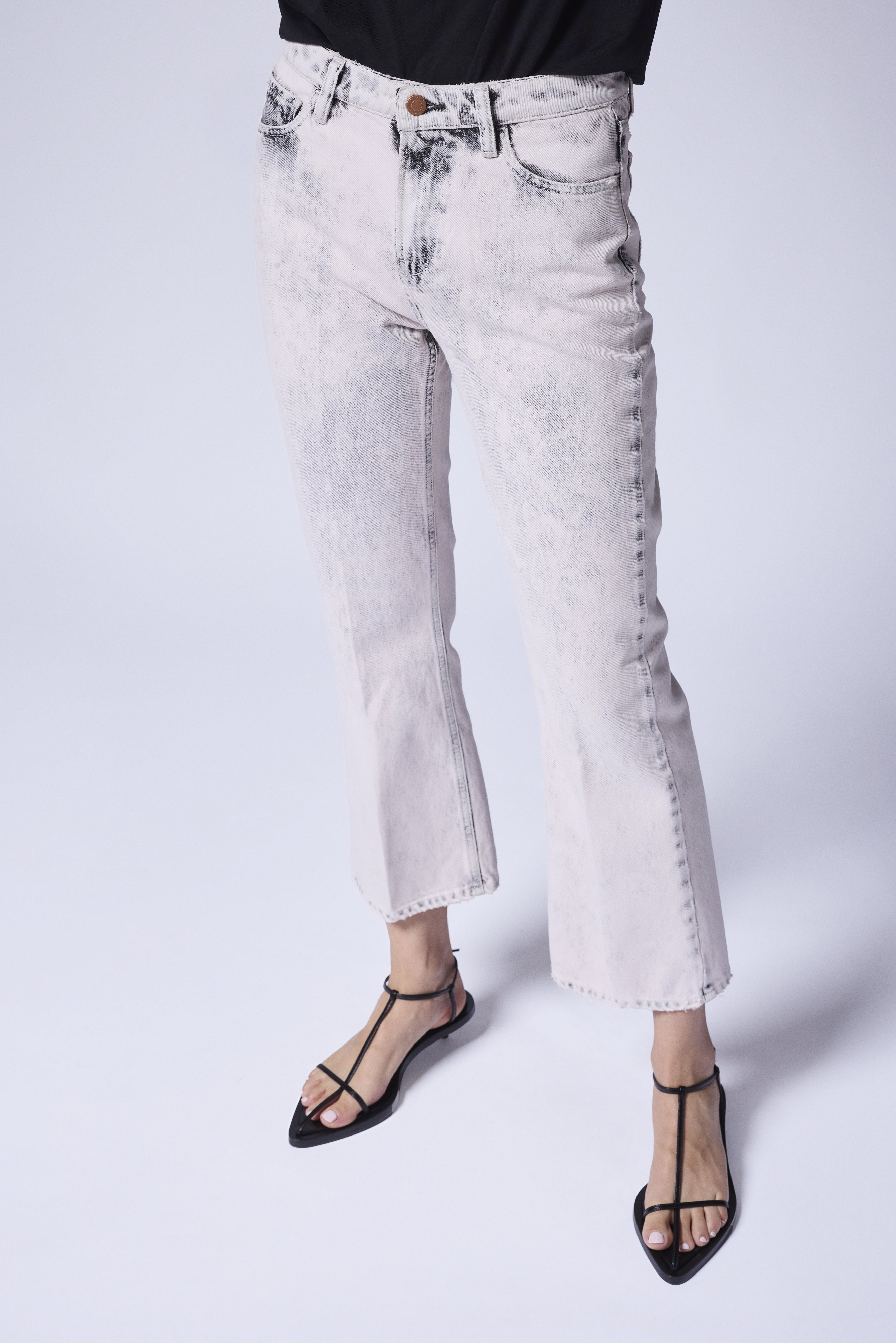 Flare Fit Woman – 3x1 NYC
