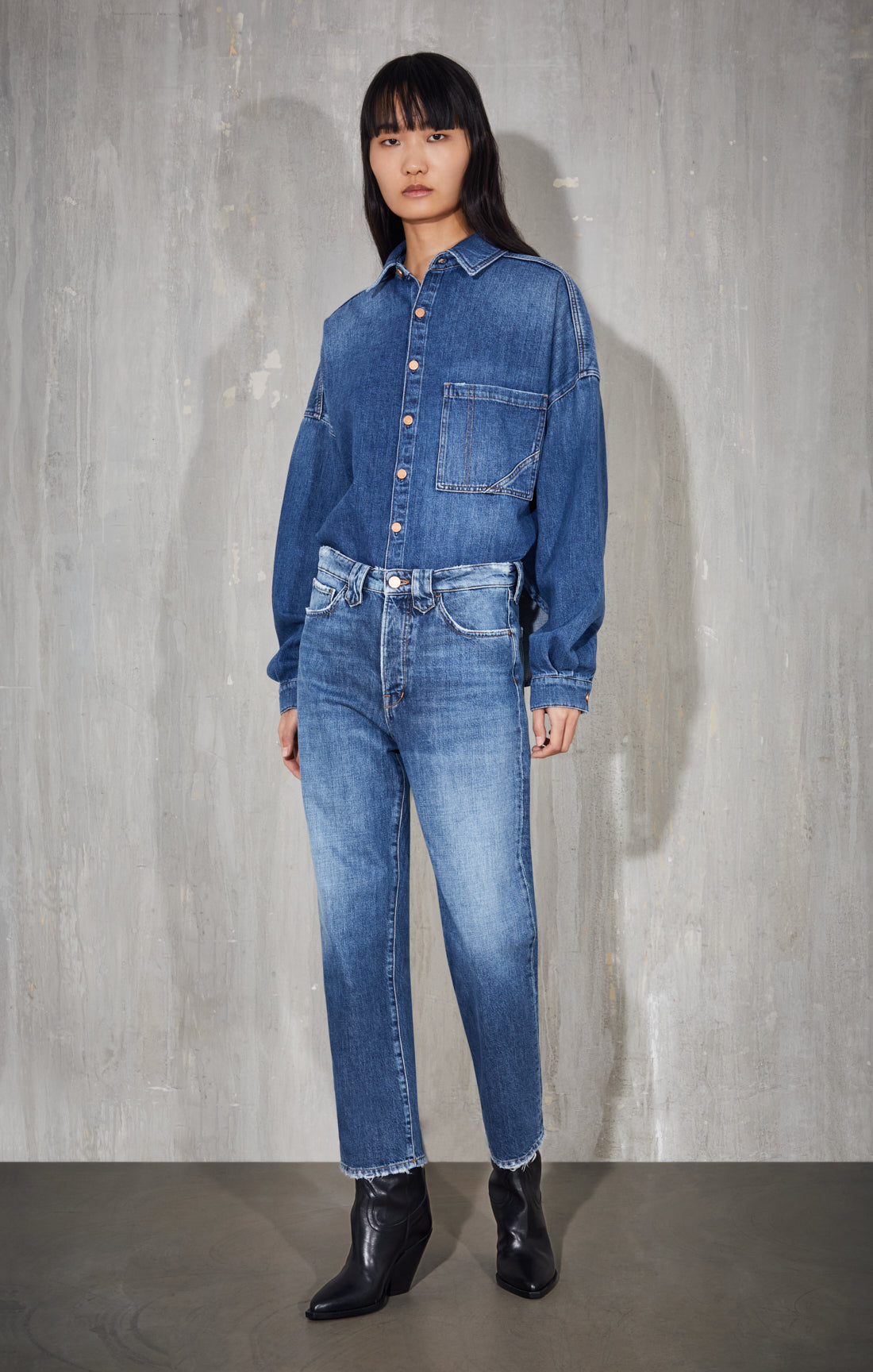 Cropped Fit Woman – 3x1 NYC
